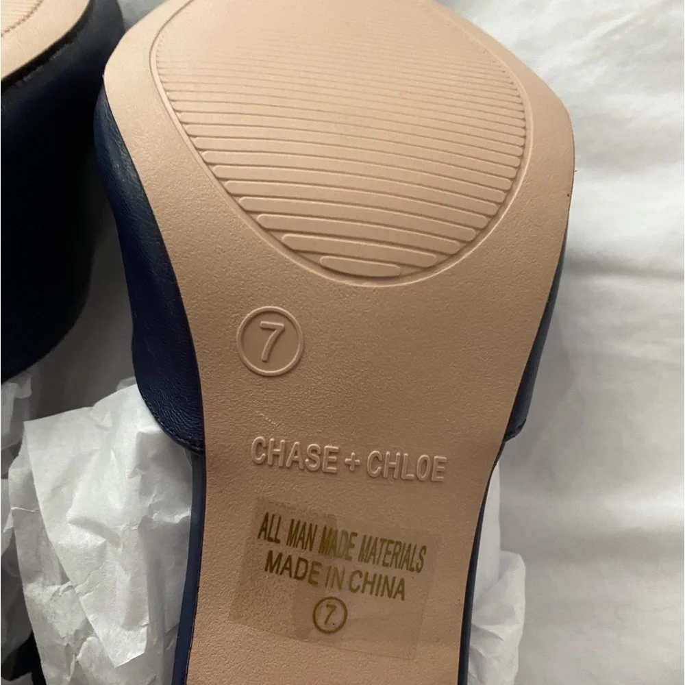 Chase & Chole Heels T- Strap - Picture 3 of 12